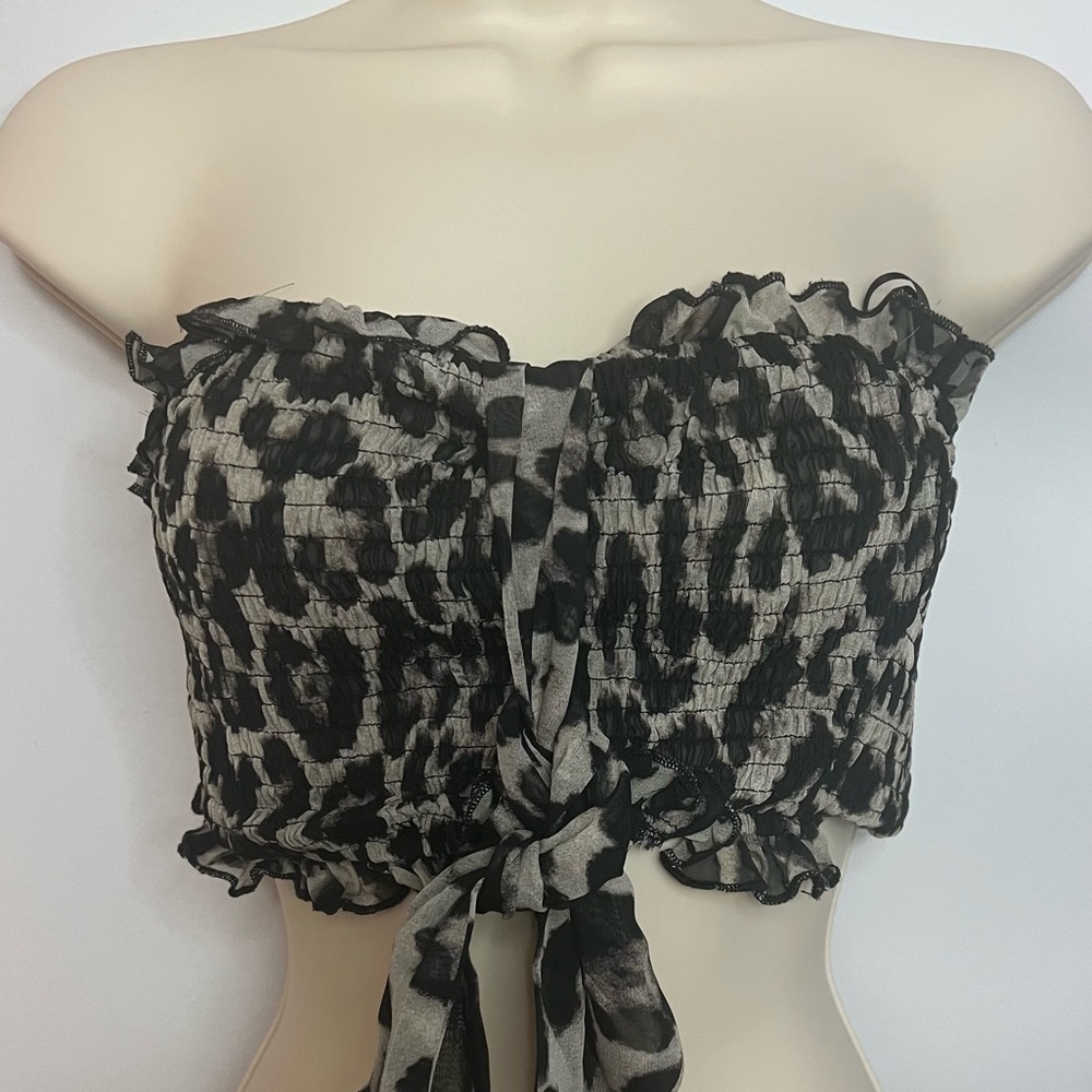 Dress Day Cheetah print crop top